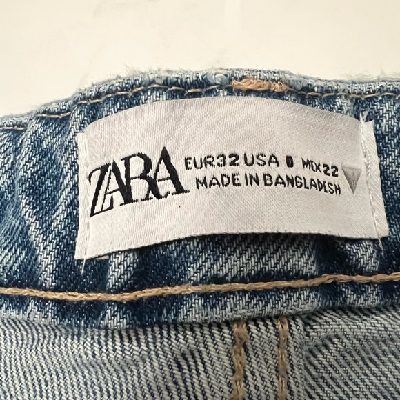 Zara Distressed Blue Jean Shorts - Picture 2 of 2